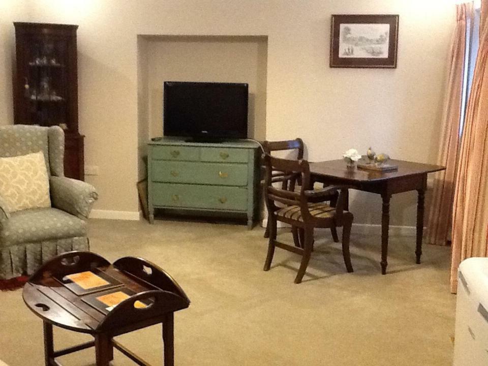 5 High Street Apartment Templecombe ภายนอก รูปภาพ
